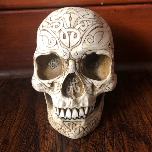 Other - Skull (Celtic or Mayan?)